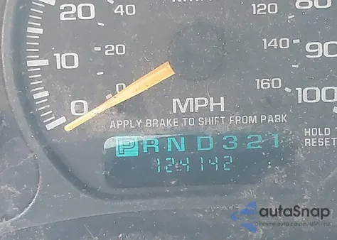 2000 Chevrolet Silverado 1500 from USA, damaged, VIN 1GCEC14V0YE332155